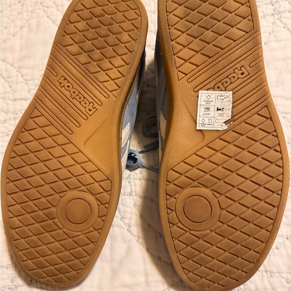 Reebok Classic Light Blue Athletic Shoes - Picture 3 of 3